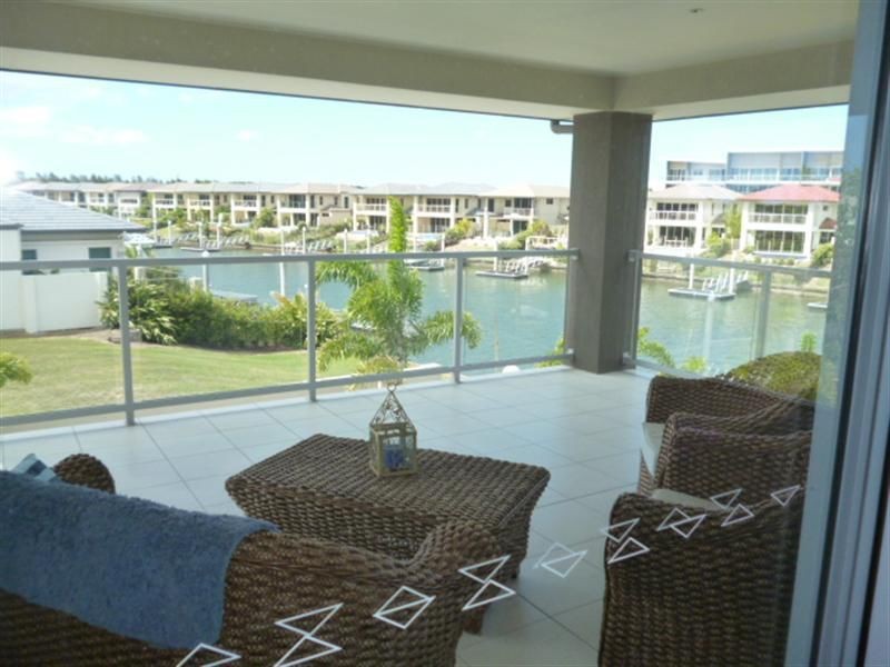 Hope Island QLD 4212