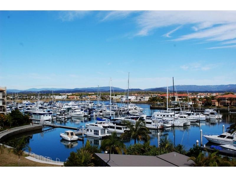 Hope Island QLD 4212