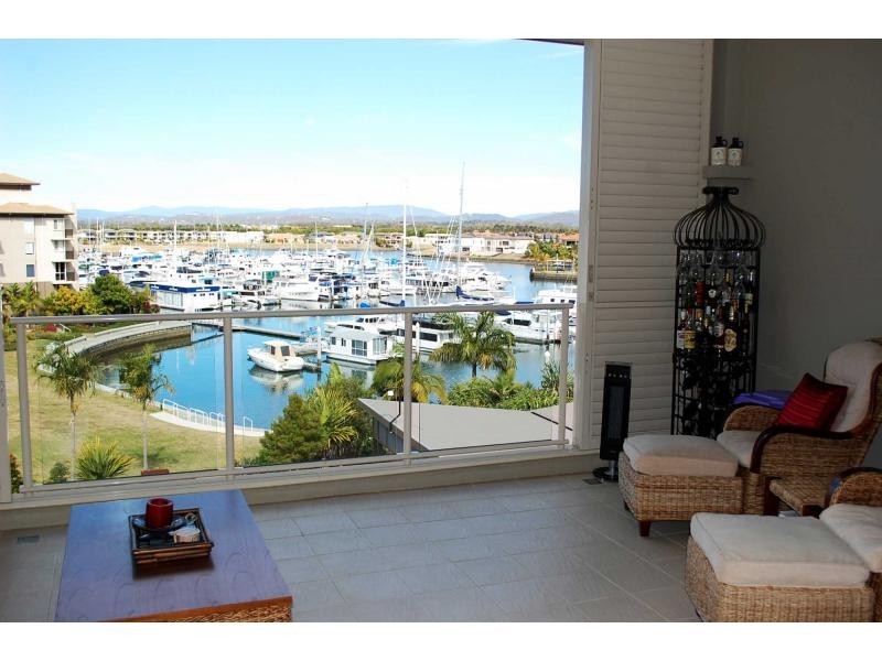 Hope Island QLD 4212