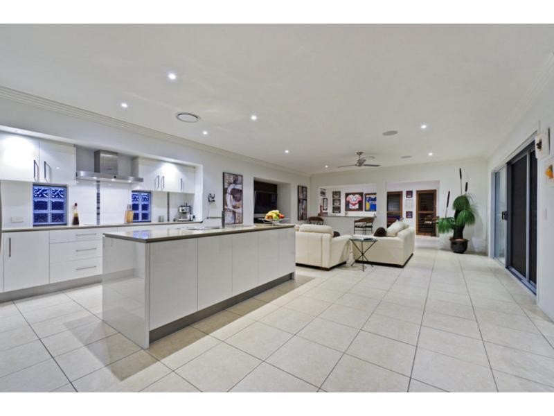 4 Tradition Place, Coomera Waters QLD 4209