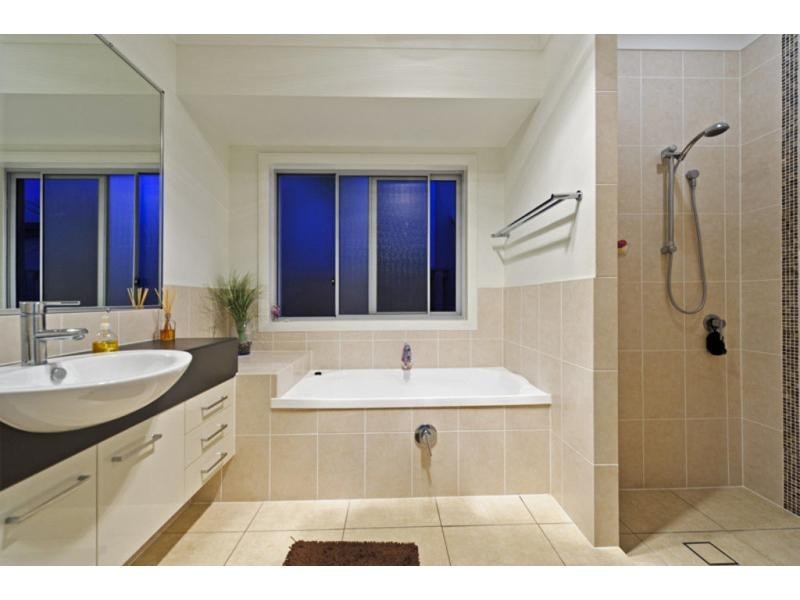 4 Tradition Place, Coomera Waters QLD 4209