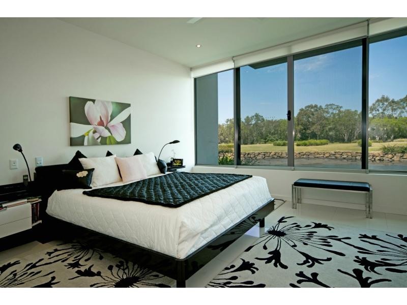 7511 Springfield Drive, Hope Island QLD 4212