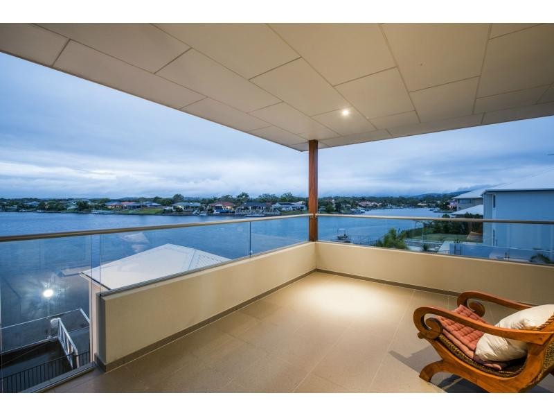 136 The Peninsula, Helensvale QLD 4212