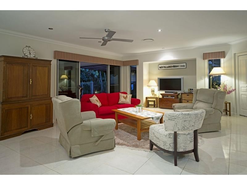 8 Tradition Place, Coomera Waters QLD 4209