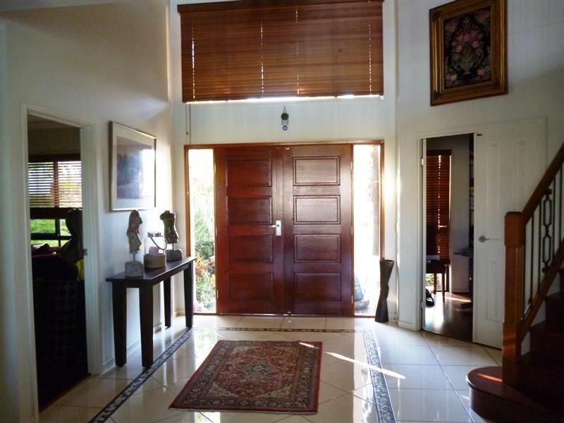 Hope Island QLD 4212