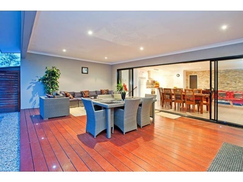 18 Picnic Creek Drive, Coomera QLD 4209