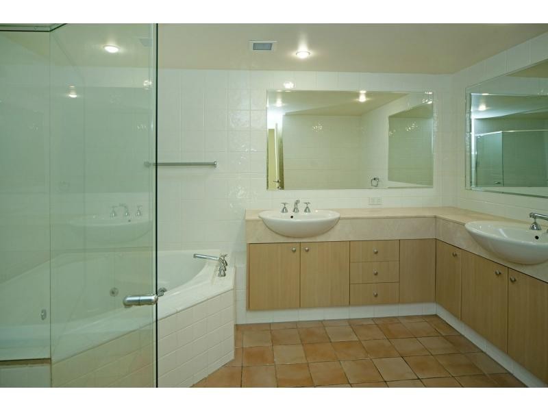 3287 Palladian Drive, Hope Island QLD 4212