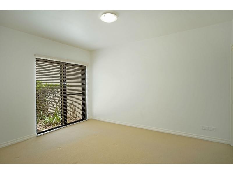 3287 Palladian Drive, Hope Island QLD 4212