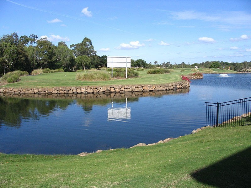 Hope Island QLD 4212