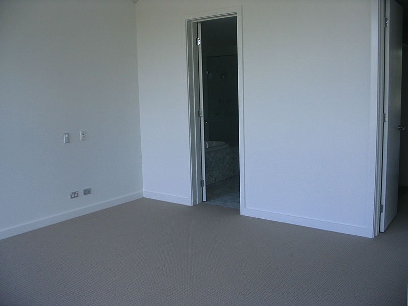 Hope Island QLD 4212