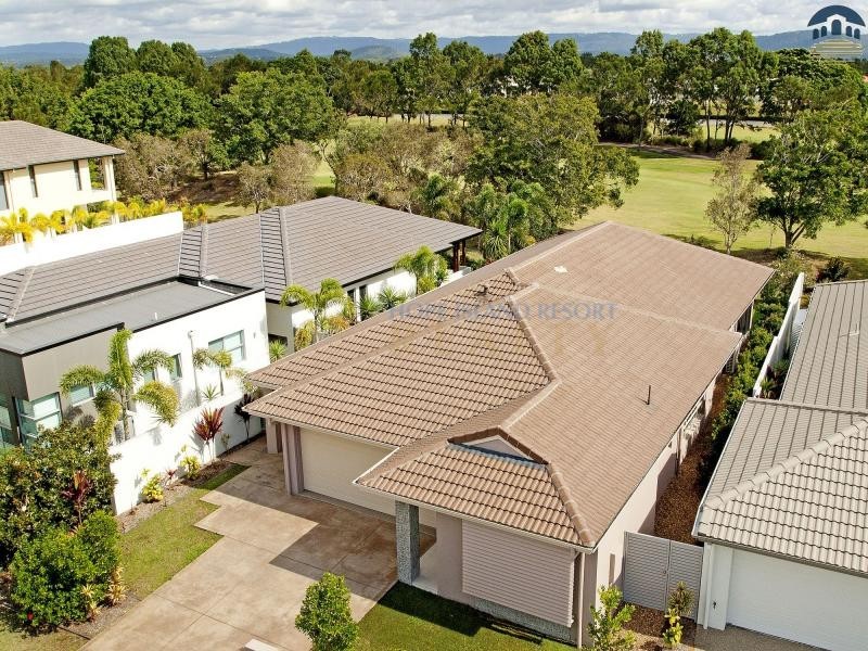 9116 Peter Senior Drive, Hope Island QLD 4212