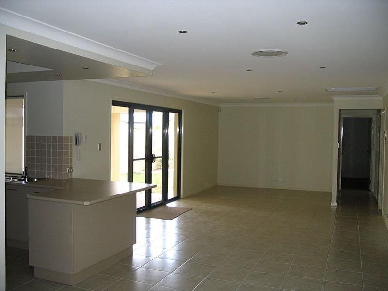 Hope Island QLD 4212