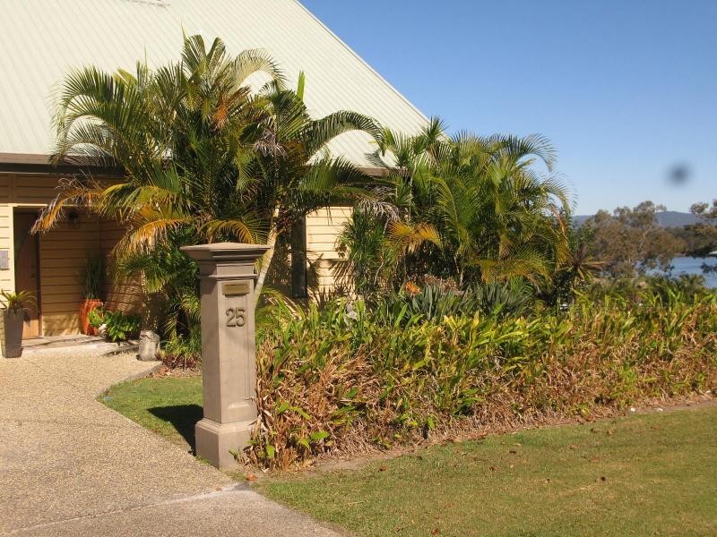 Coomera QLD 4209