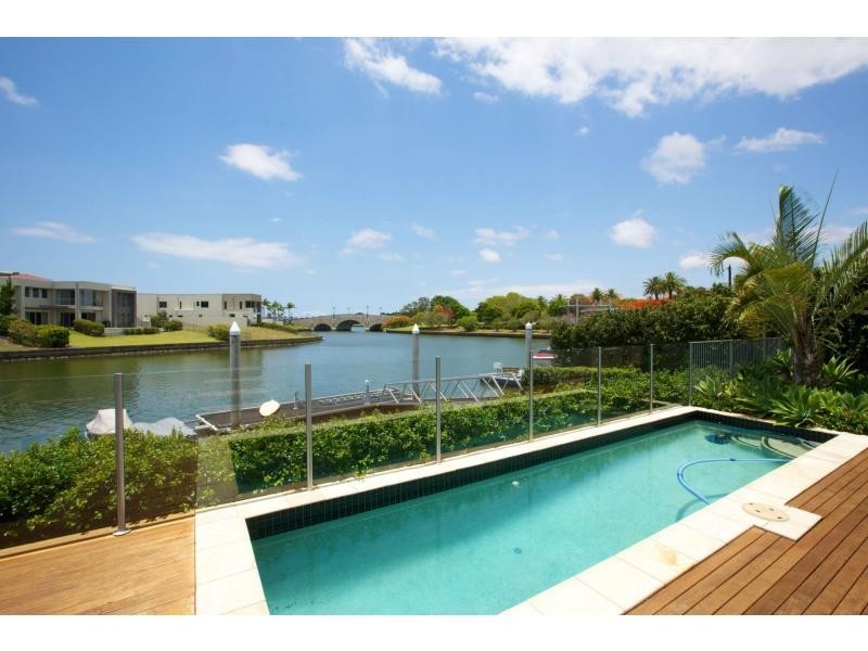 6187 Bolsena Circuit, Hope Island QLD 4212