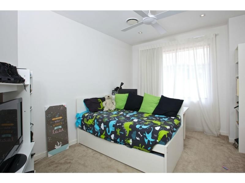 6187 Bolsena Circuit, Hope Island QLD 4212