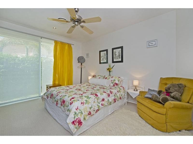 3129 Riverleigh Drive, Hope Island QLD 4212