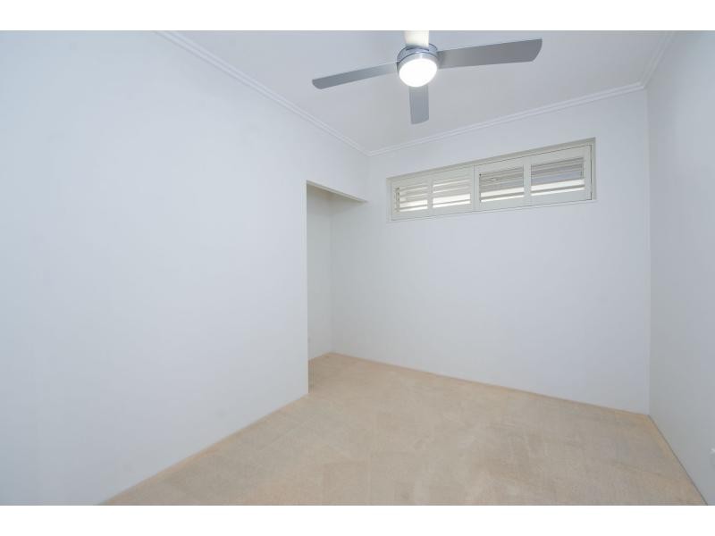1716 Rialto Quay Drive, Hope Island QLD 4212