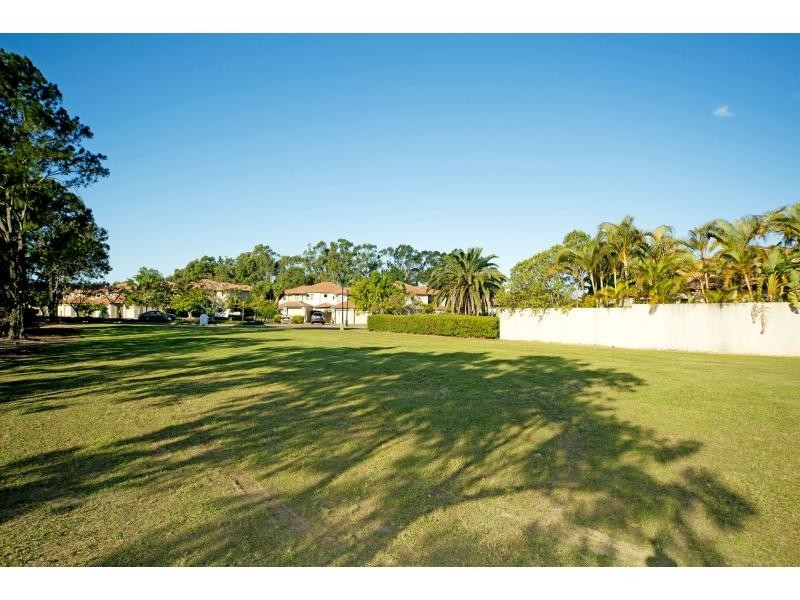 L1 Magnolia Drive, Hope Island QLD 4212