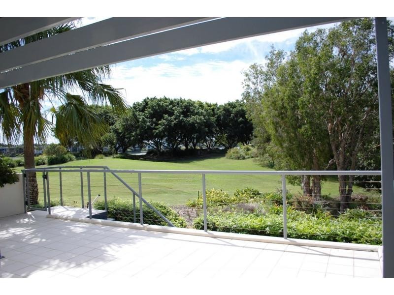Hope Island QLD 4212