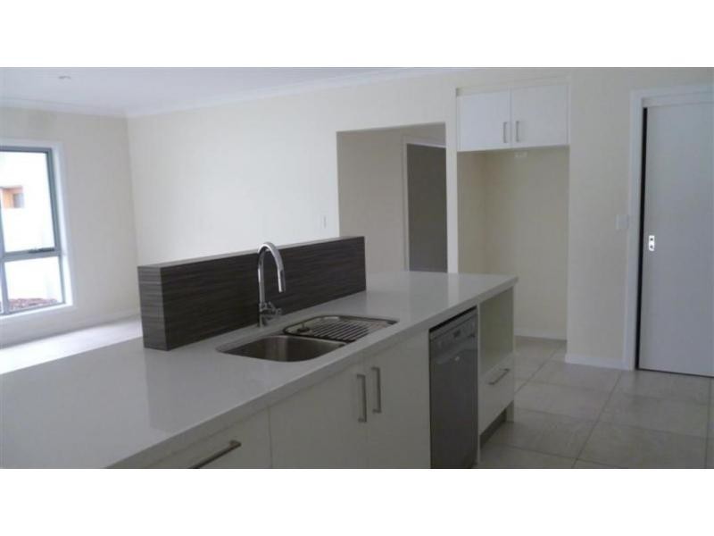 Monterey Keys QLD 4212