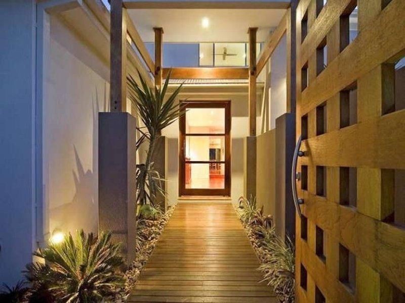 Coomera Waters QLD 4209