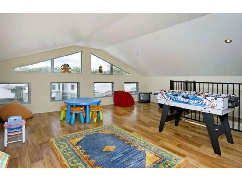 Coomera Waters QLD 4209