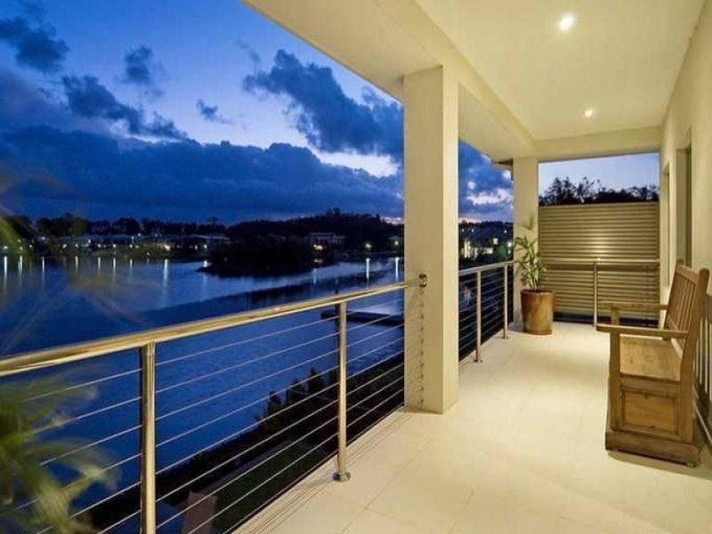 Coomera Waters QLD 4209