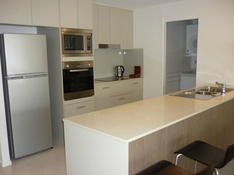 Hope Island QLD 4212