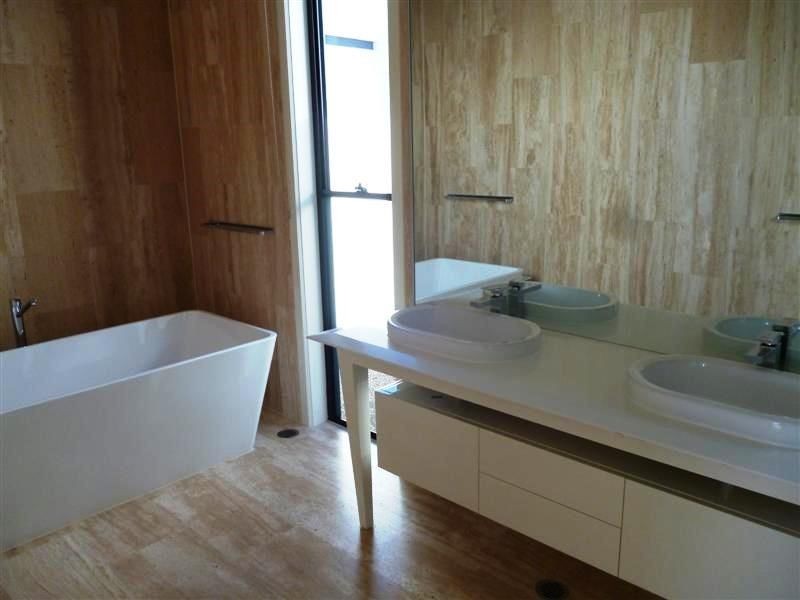 Benowa QLD 4217