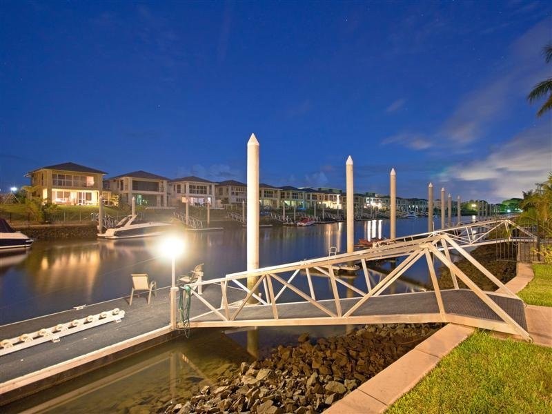 Hope Island QLD 4212