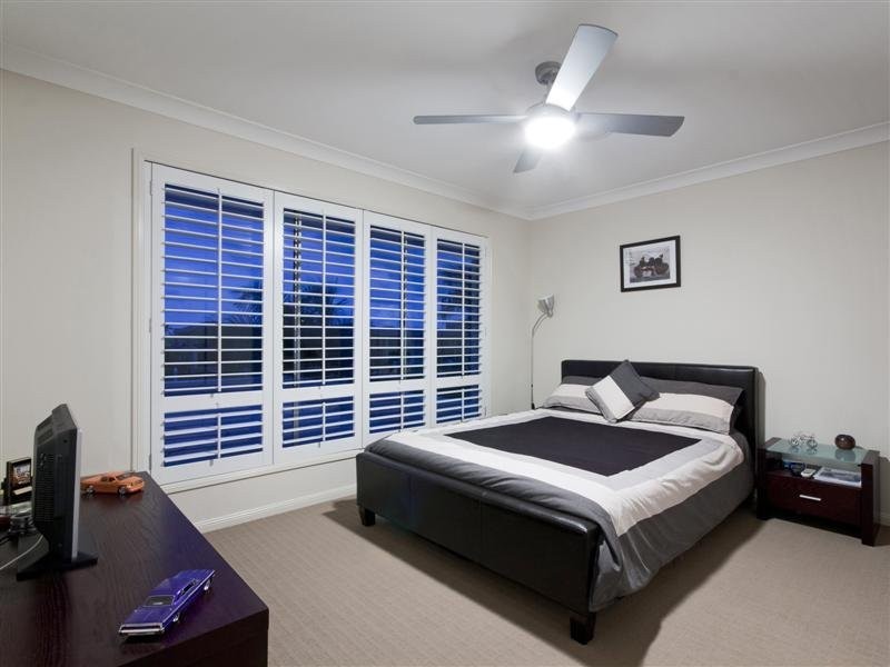 Hope Island QLD 4212