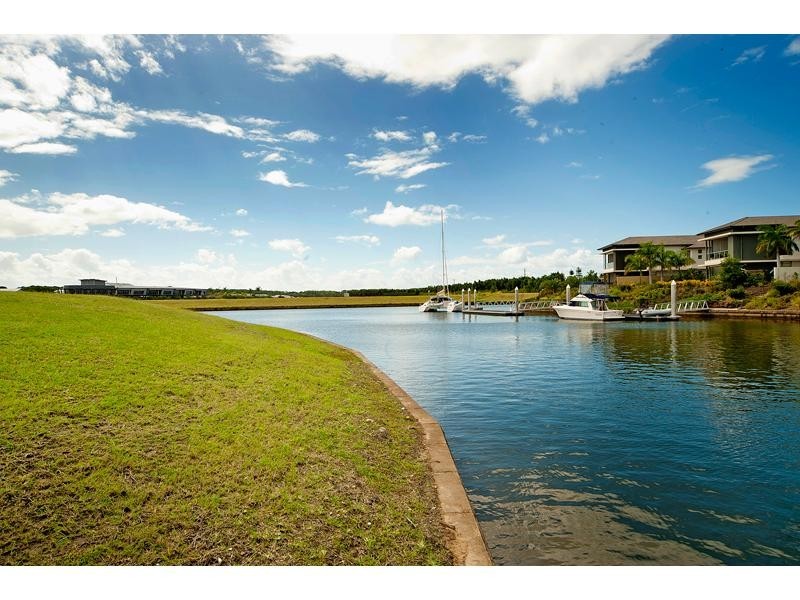 L27 Taromeo Court, Hope Island QLD 4212