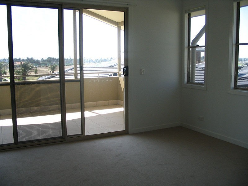 Hope Island QLD 4212