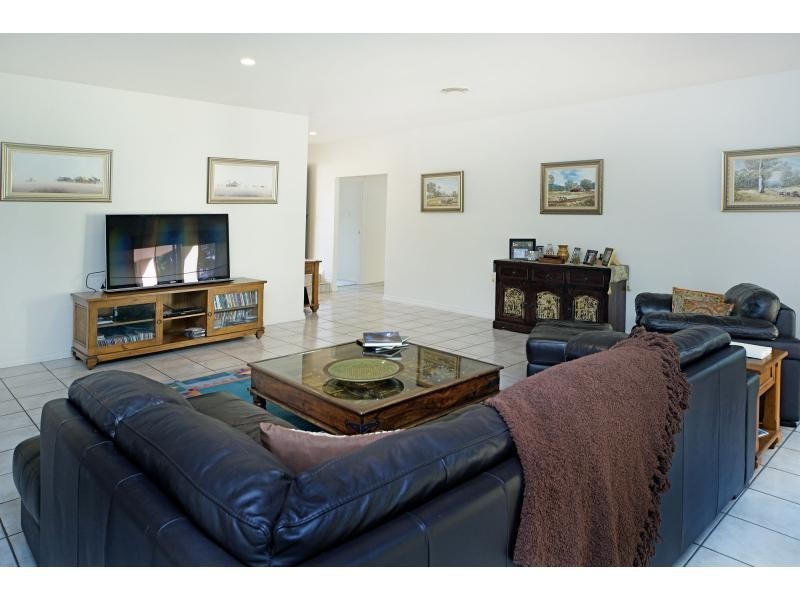 3289 Palladian Drive, Hope Island QLD 4212