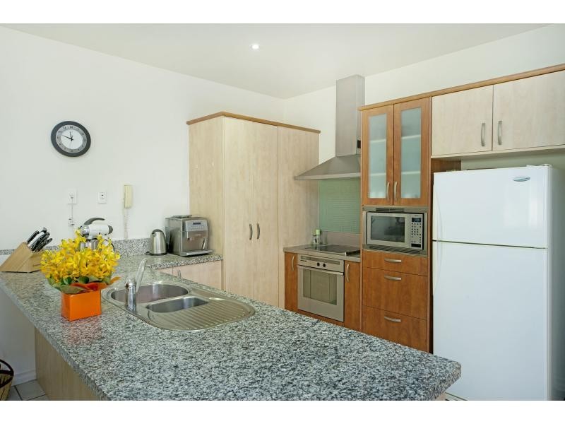 3289 Palladian Drive, Hope Island QLD 4212