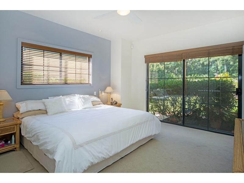 3289 Palladian Drive, Hope Island QLD 4212