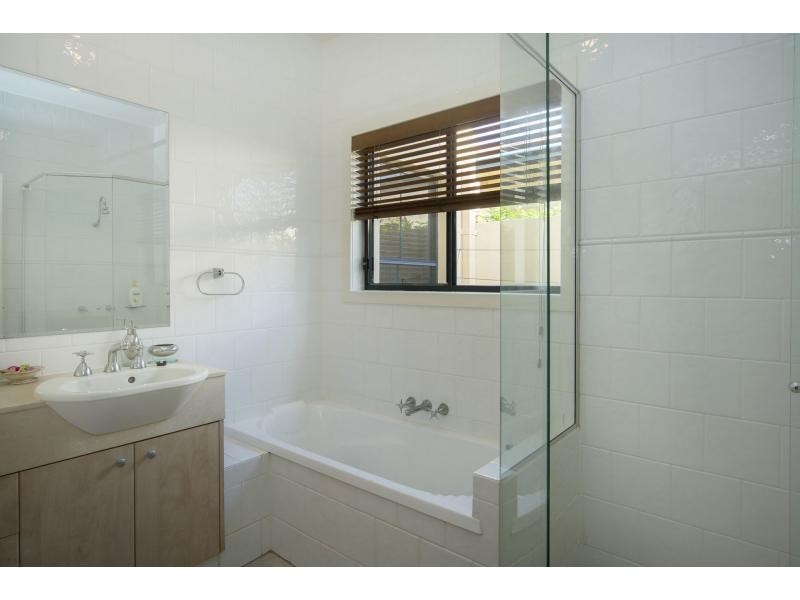 3289 Palladian Drive, Hope Island QLD 4212