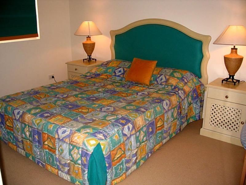 Hope Island QLD 4212