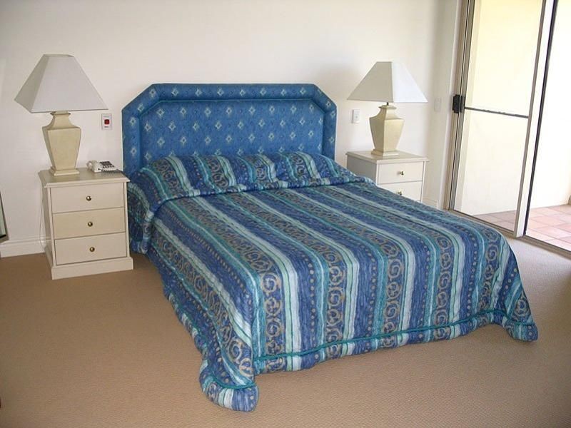 Hope Island QLD 4212