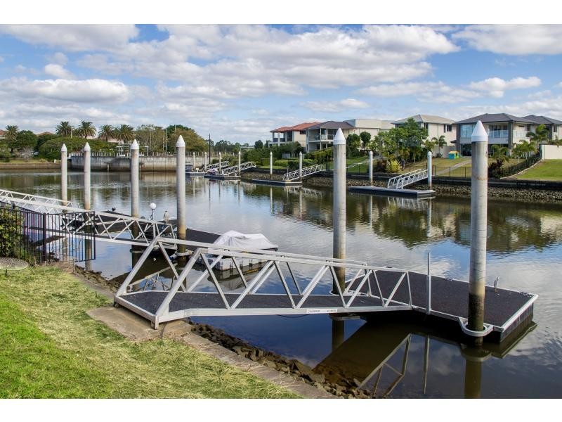 7416 Ellensbrook Drive, Hope Island QLD 4212