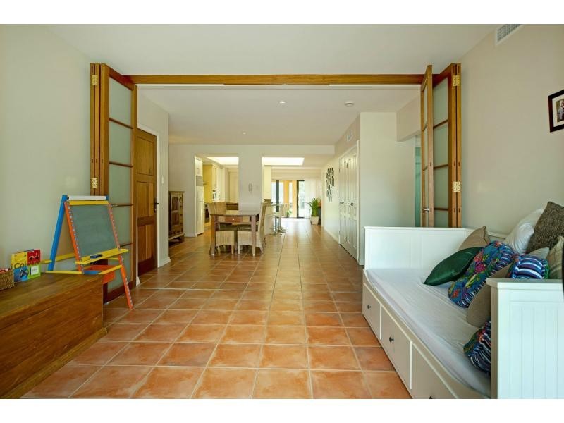 3274 Palladian Drive, Hope Island QLD 4212