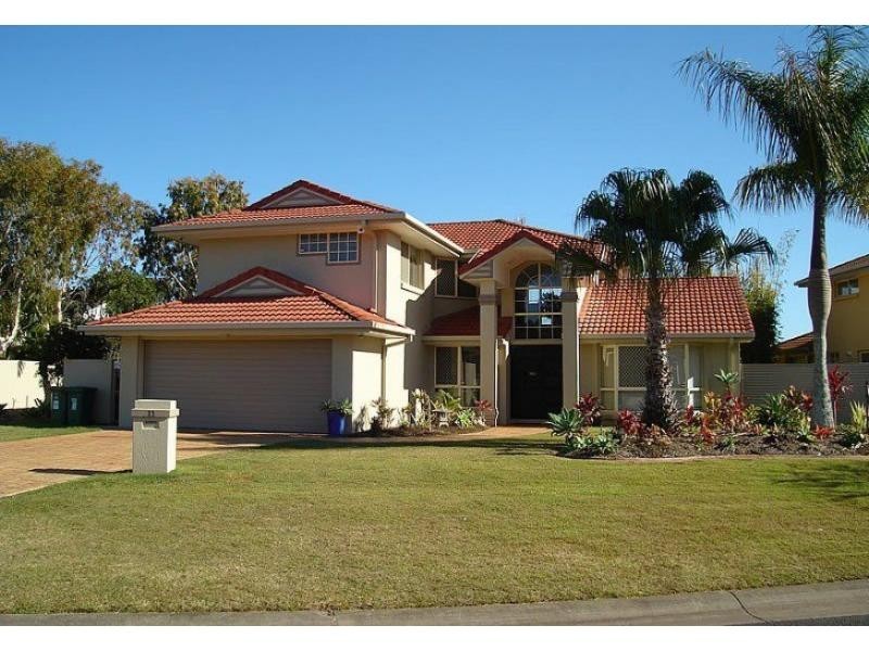 11 Oyster Cove Promenade, Helensvale QLD 4212