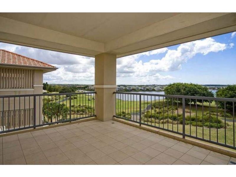 Hope Island QLD 4212