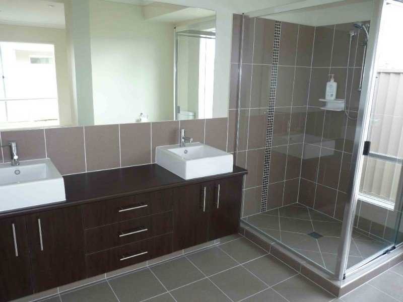 27 Rhodium Crescent, Hope Island QLD 4212