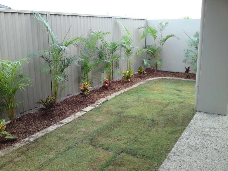 27 Rhodium Crescent, Hope Island QLD 4212