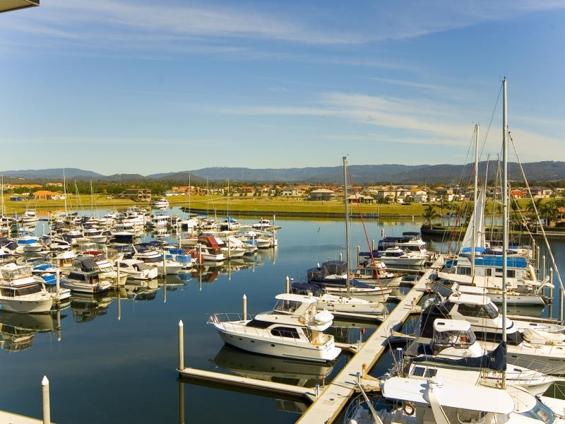 Hope Island QLD 4212