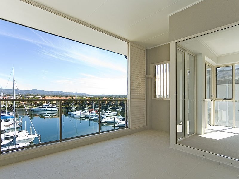 Hope Island QLD 4212