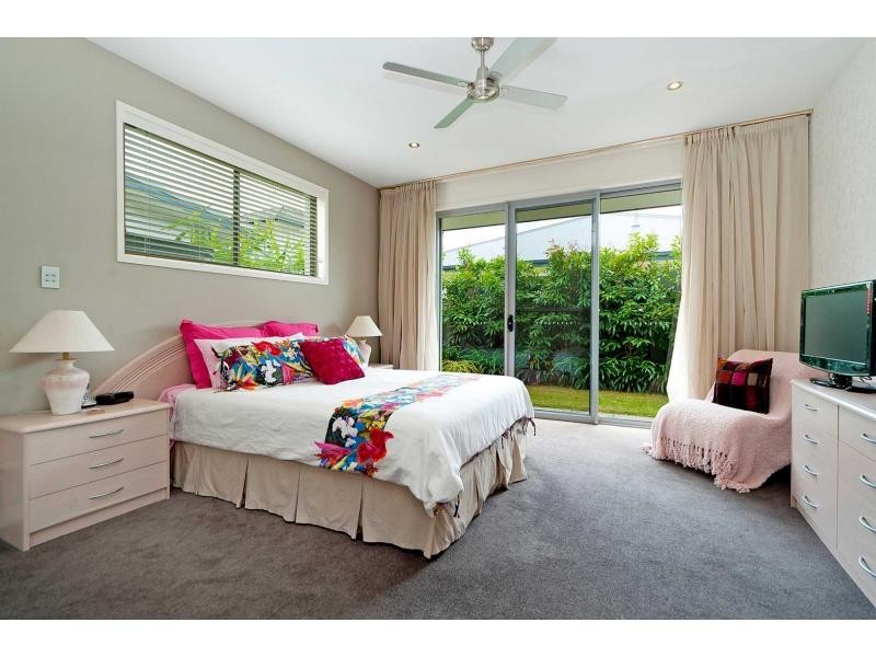 Hope Island QLD 4212