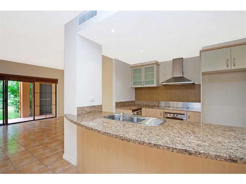 3207 Palladian Drive, Hope Island QLD 4212