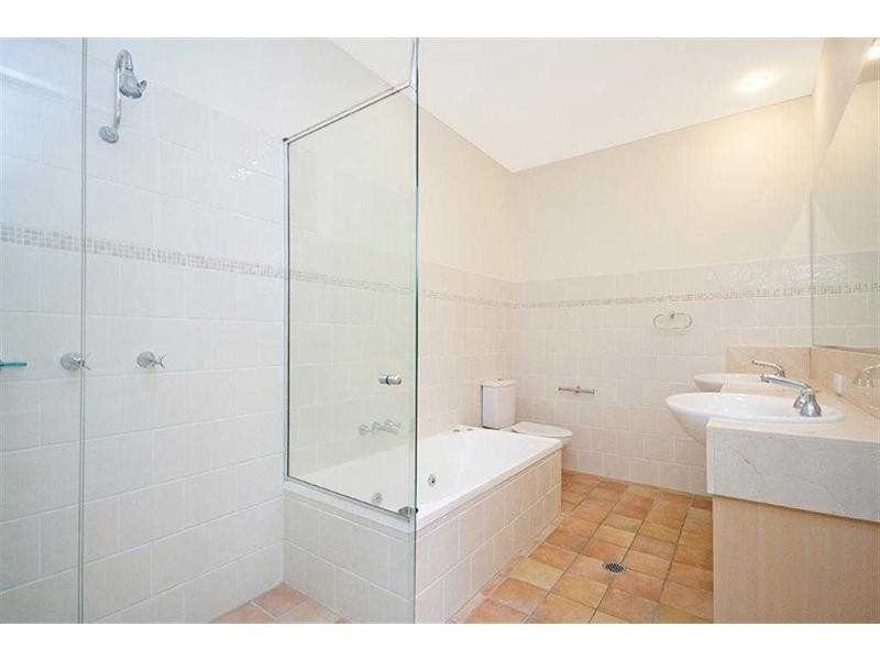 3207 Palladian Drive, Hope Island QLD 4212